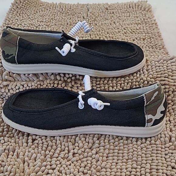 Camouflage stylish slippers . see pics for measurements - Picture 1 of 9